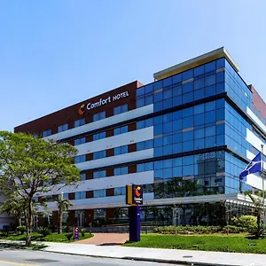 ホテル Comfort Aeroporto グアルーリョス